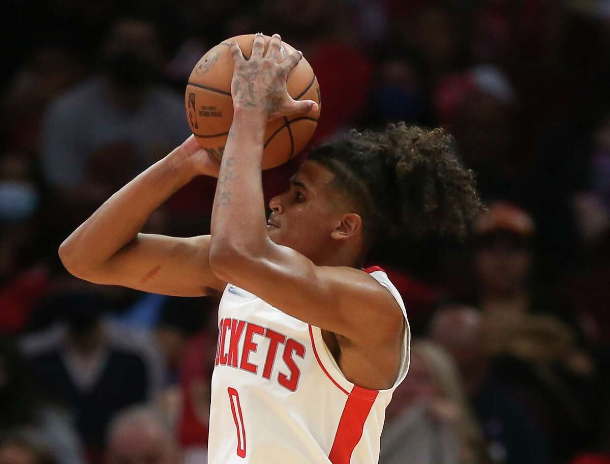 The Rockets, are not concerned with Jalen Green’s shot, despite the unconventional positioning of his feet and especially of his left hand.
