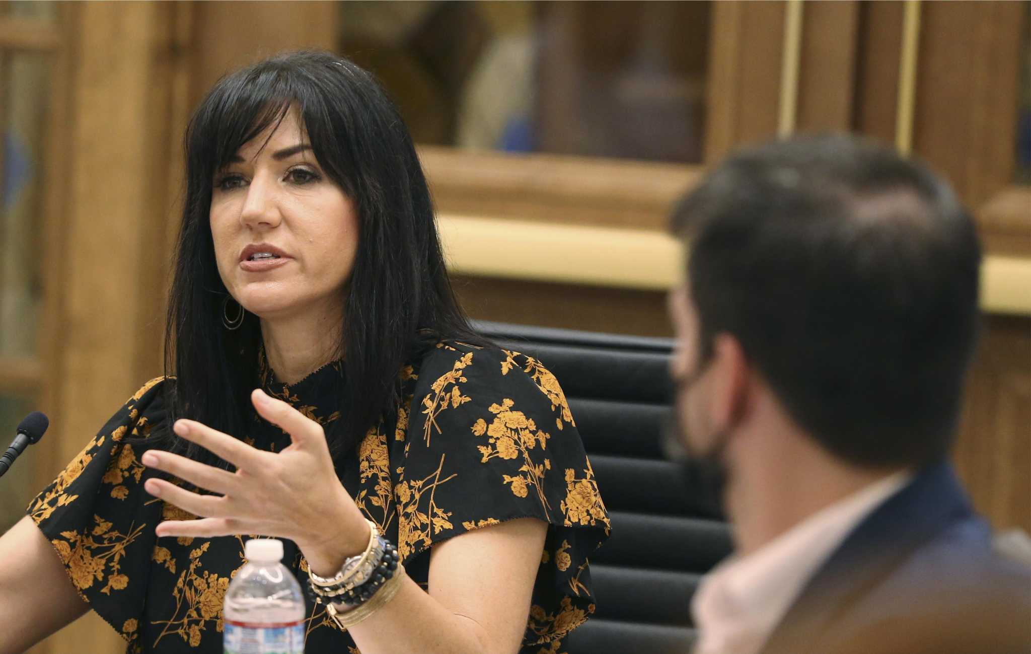 Do women working for the city of San Antonio make less than men? That depends. - Vimarsana News
