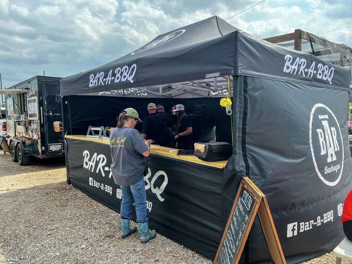 Bar-A-BBQ pop-up in Montgomery gets the 
