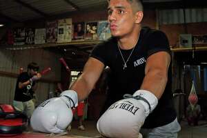 Boxer Rick Medina puts undefeated record on the line