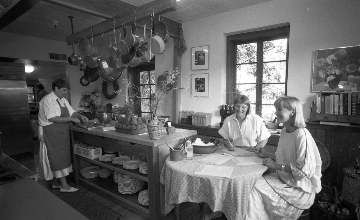 Sally Schmitt (left) works in the kitchen of the French Laundry in 1988.