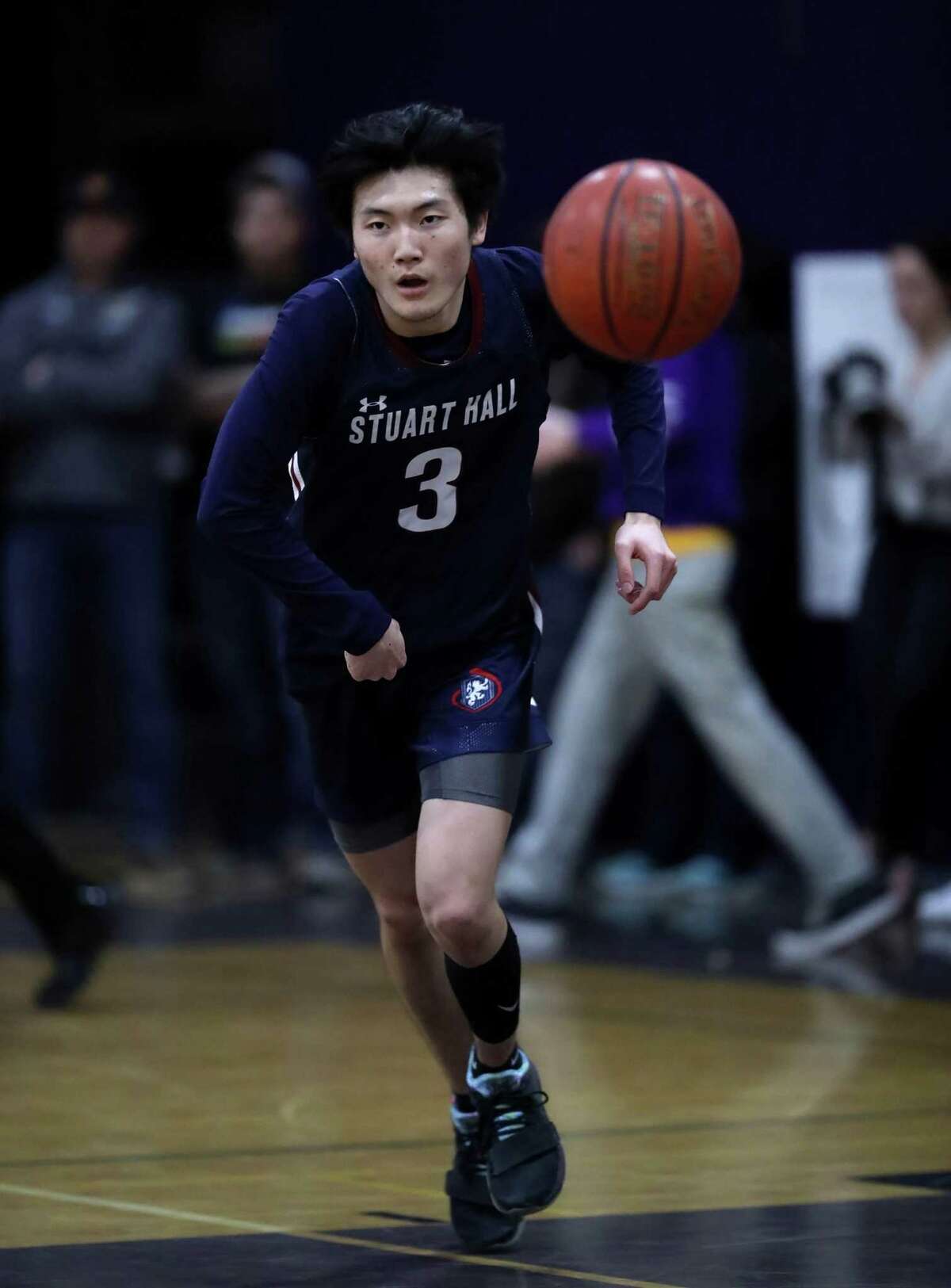 Brandon Lum scored 21 points for Stuart Hall in its 44-37 NorCal Division V title-game defeat of Woodside Priory.