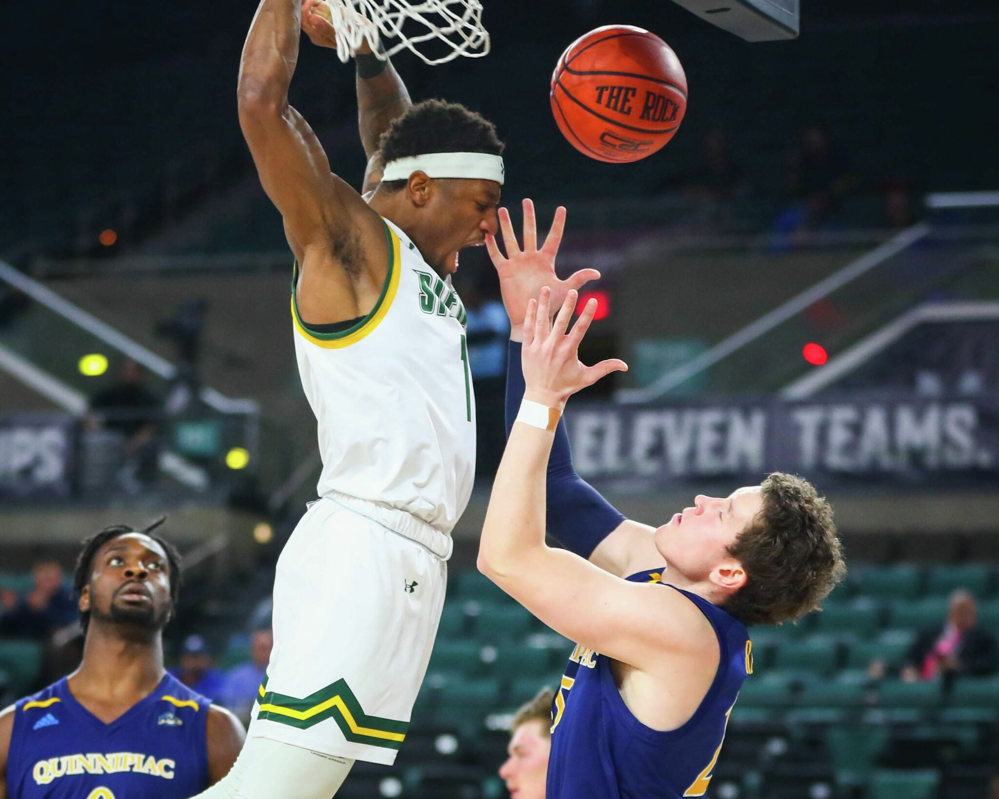 Images: Siena men's basketball takes on Army (10 photos)