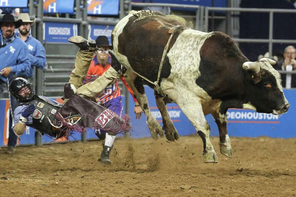 Photos: Thursday's Action At RodeoHouston