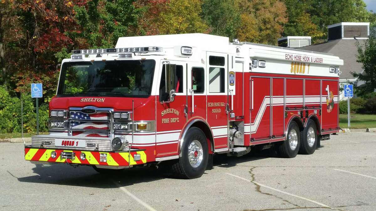 Shelton fire crews extricate trapped driver in Route 8 crash - Vimarsana News