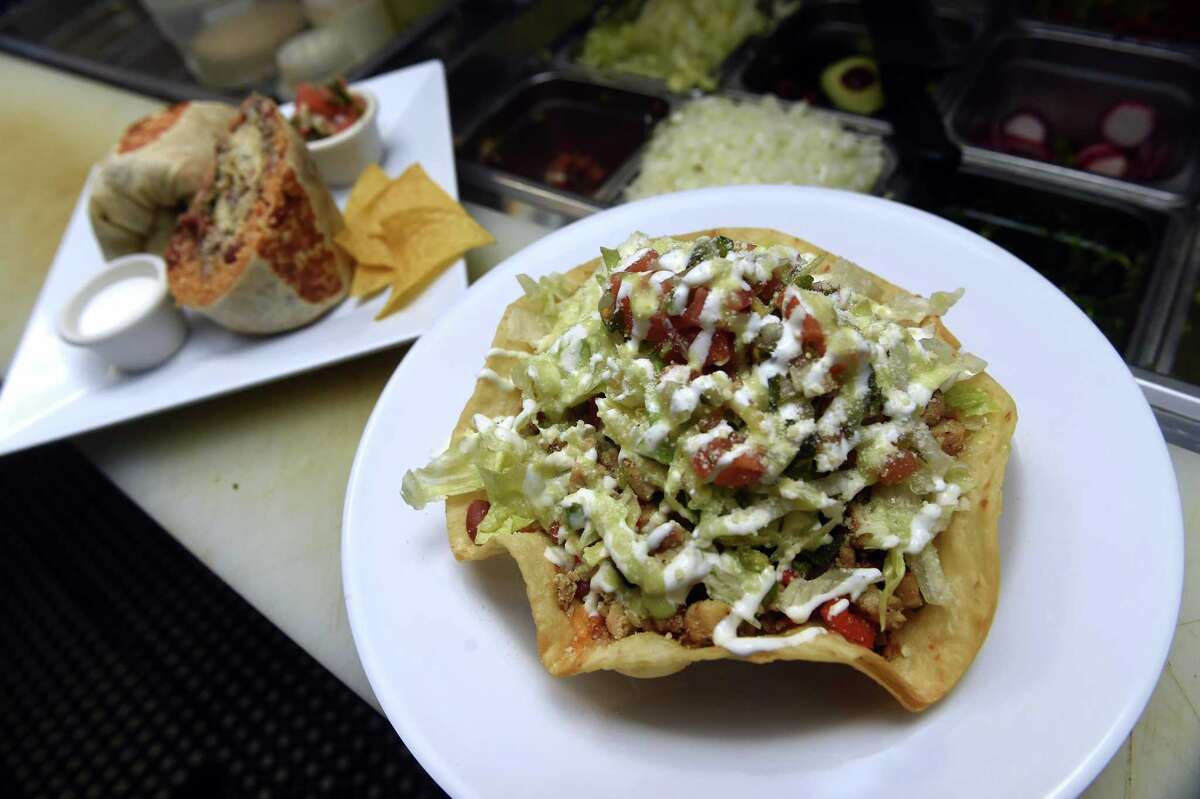 Orale Tacos providing authentic Mexican food on Dixwell Avenue in Hamden