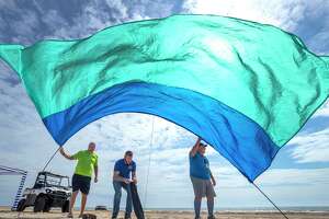 Galveston County implores beachgoers to take tents home