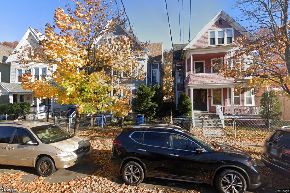 Triplex Sells In New Haven For $300,000