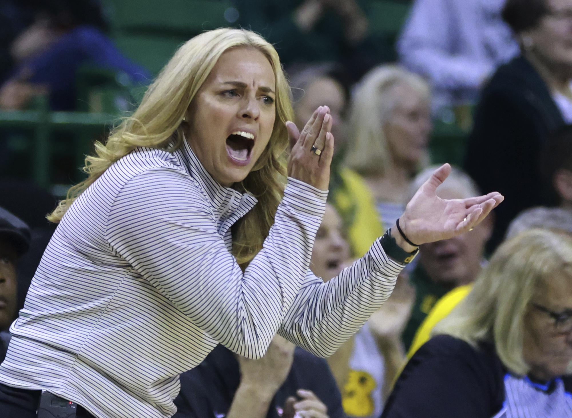 Baylor has found a new head coach in Nicki Collen! 🏀🐻 • Atlanta