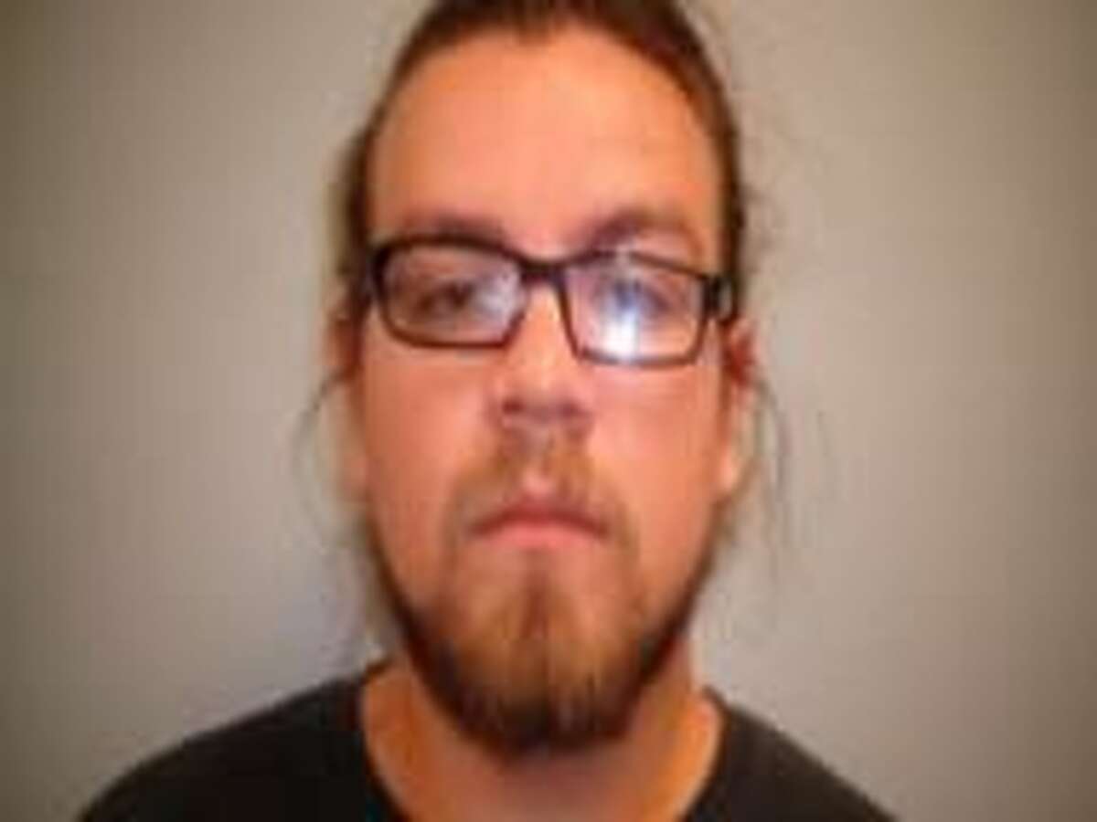 Darryll Raisback was arrested for allegedly failing to register as a sex offender when he changed addresses.