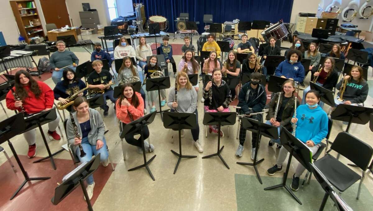 Manistee musicians earn top ratings at band festival