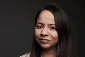 Michaela Román joins SF Chronicle as an online news producer