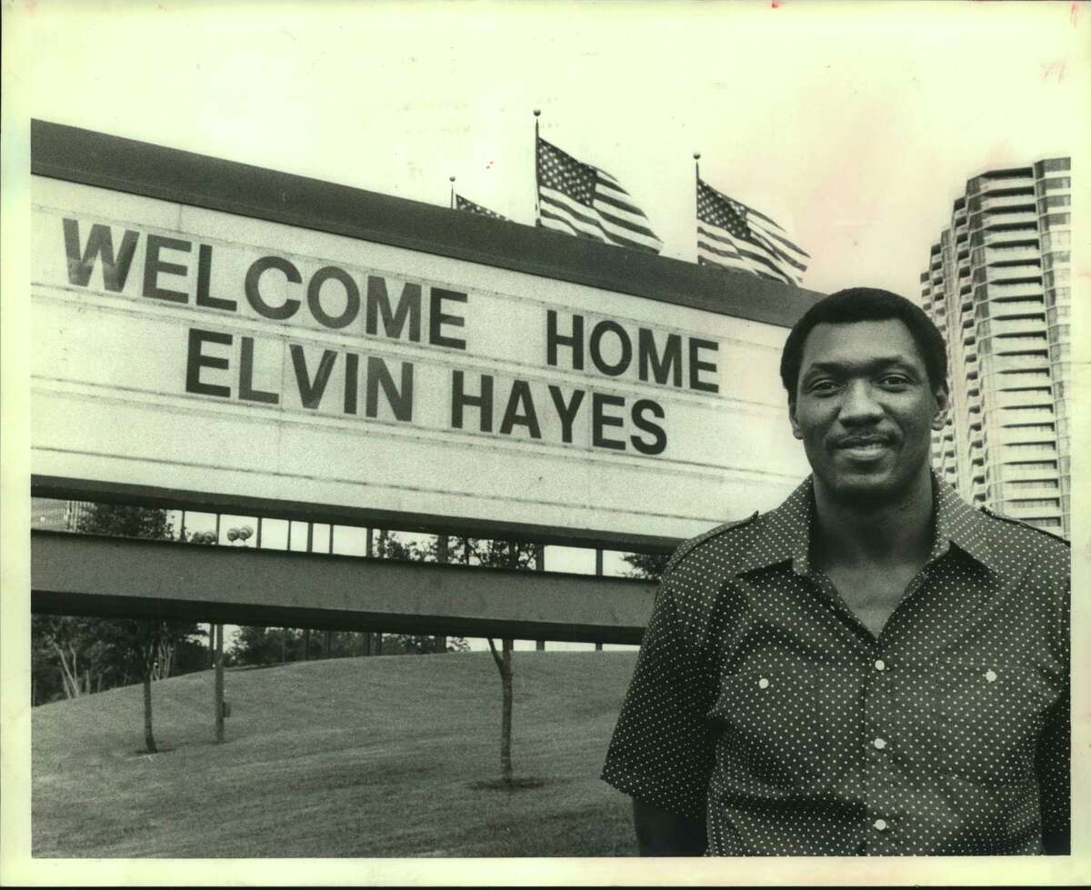 Houston great Elvin Hayes relishes Rockets jersey retirement