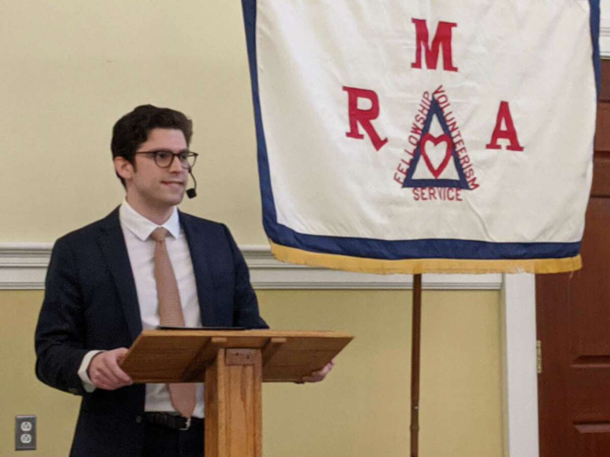 State Sen. Ryan Fazio, R-36, addresses the Retired Men’s Association of Greenwich on Wednesday, March 16, 2022, at the First Presbyterian Church in Greenwich. He did not hold back with strong criticisms of state government, particularly on economic policies.