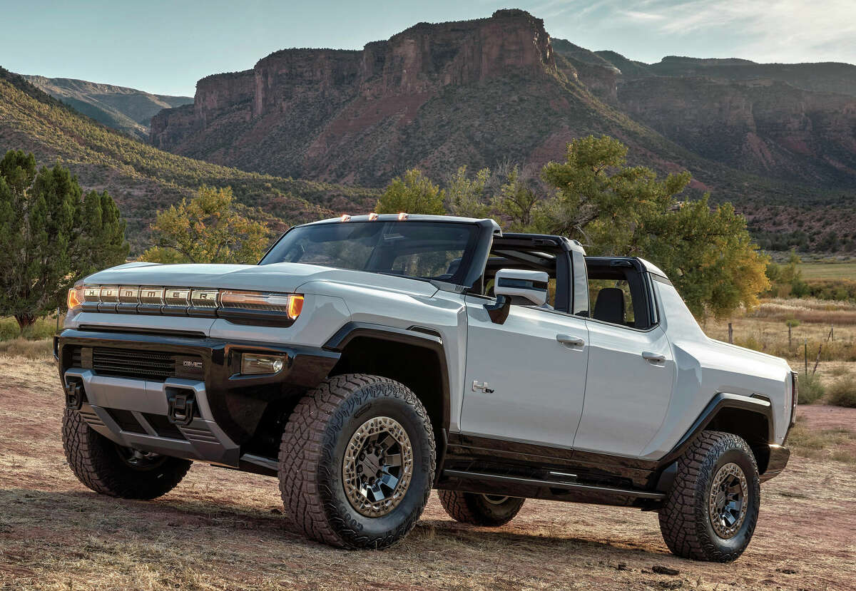 The GMC Hummer EV is driven by next-generation electric-vehicle propulsion technology that enables unprecedented off-road capability, extraordinary on-road performance and an immersive driving experience.