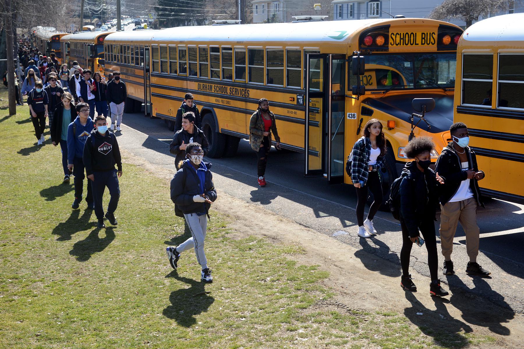 School safety a concern for older Norwalk students, survey shows - Vimarsana News