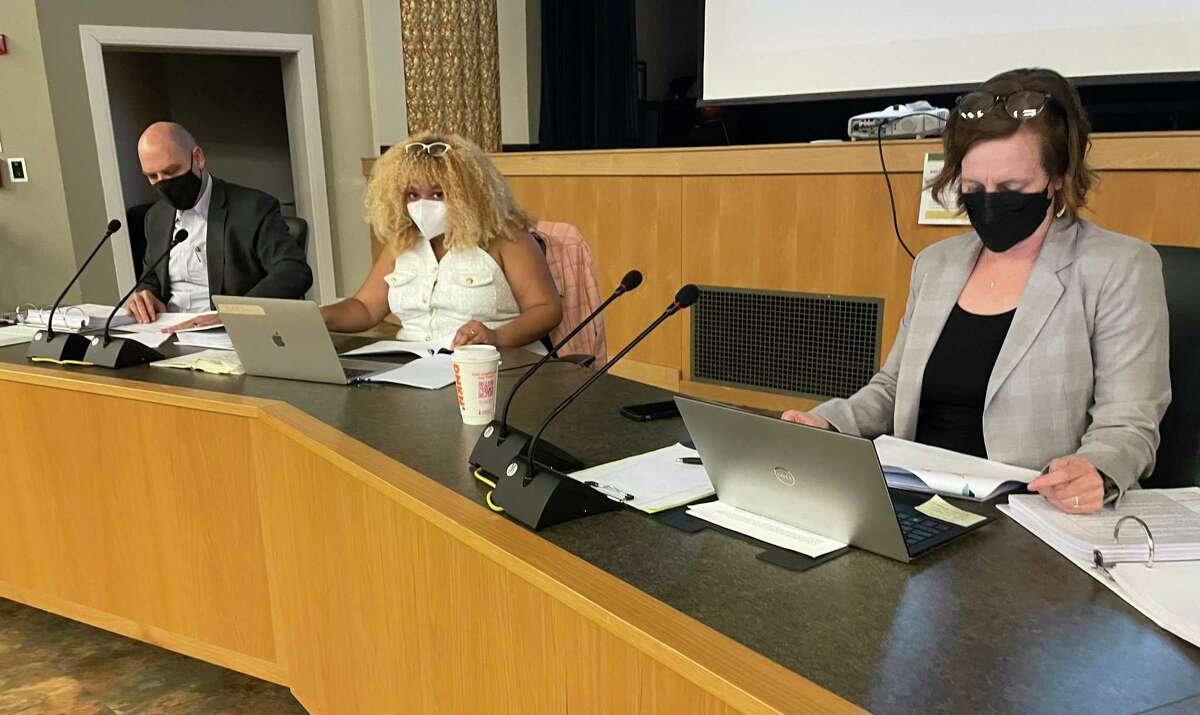 Proposed Hamden budget would bring tax increase