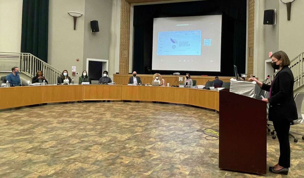 Proposed Hamden budget would bring tax increase