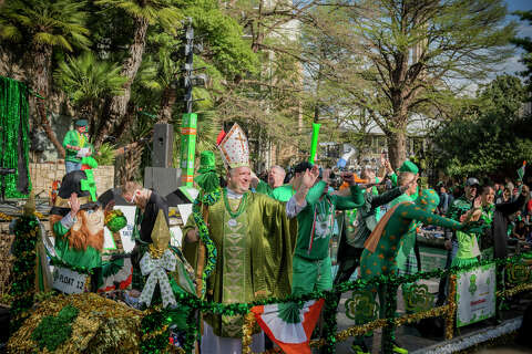 san antonio riverwalk st patricks day parade 2025