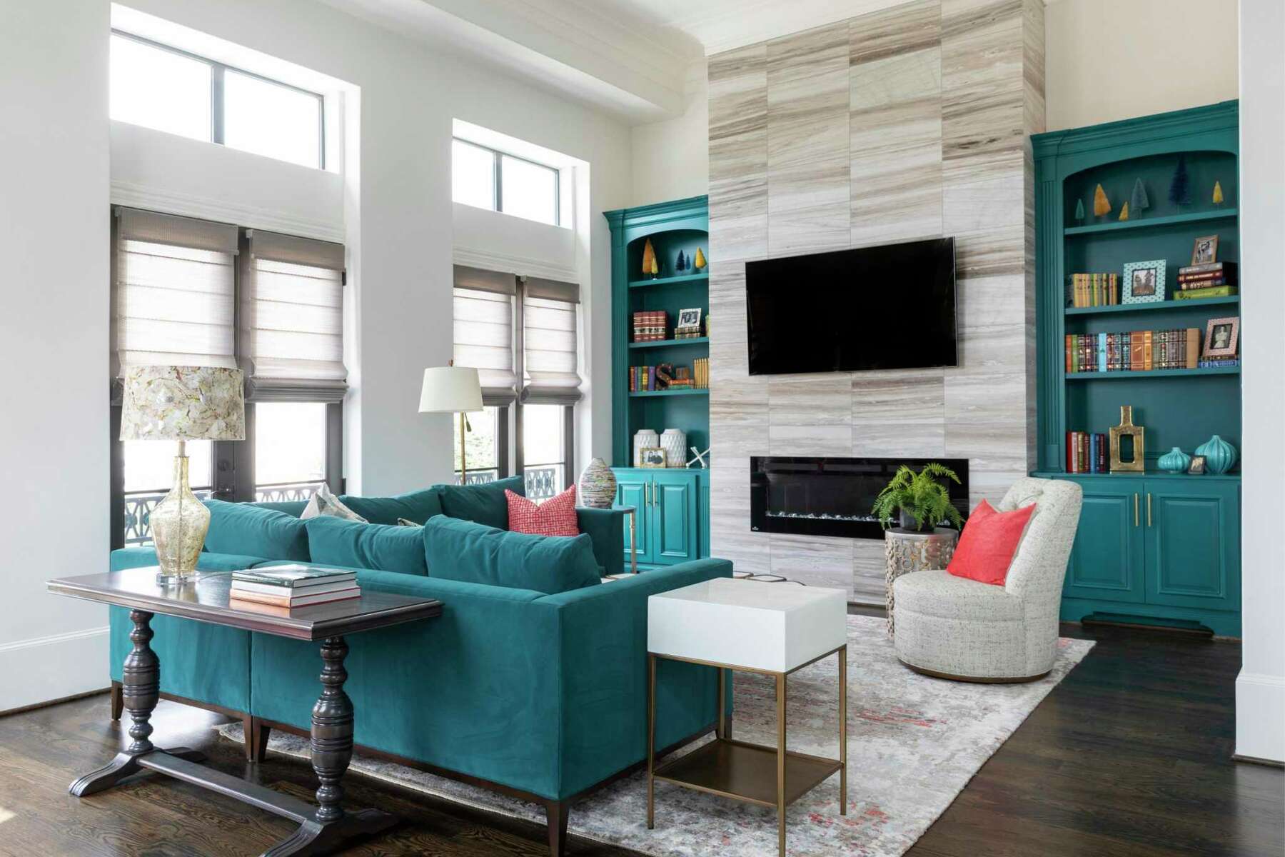 20 Living Room Furniture Layouts That Make the Most of Your Space