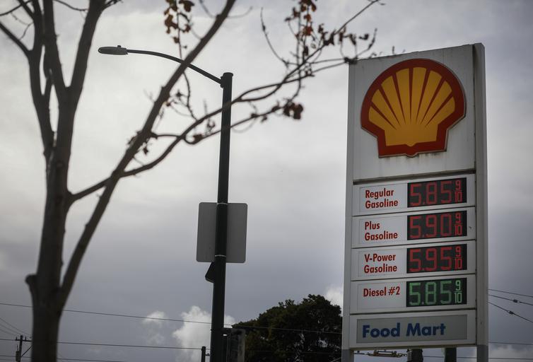California Lawmakers Propose A 400 Rebate For High Gas Prices Will 
