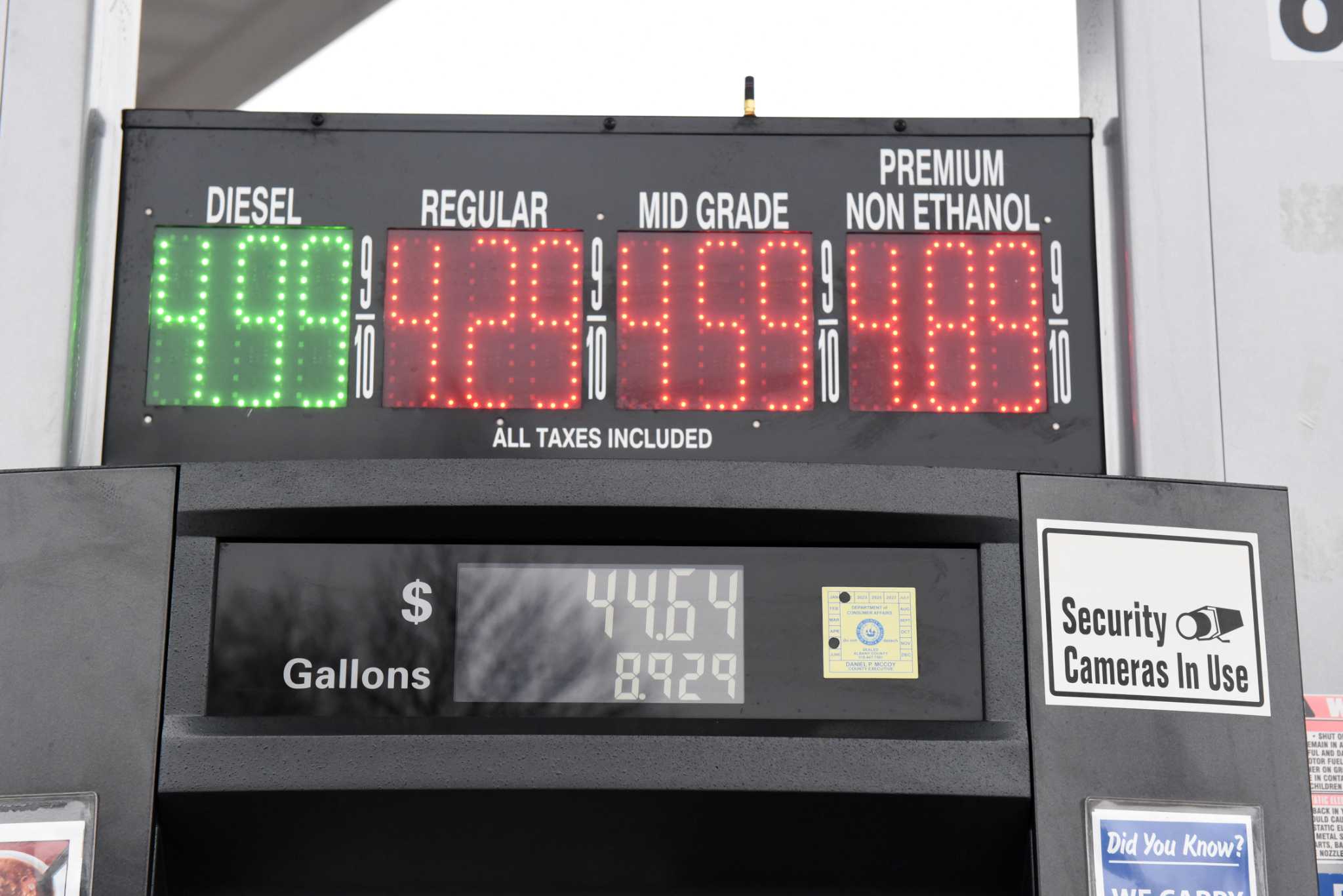 Schenectady County considers gas tax cap