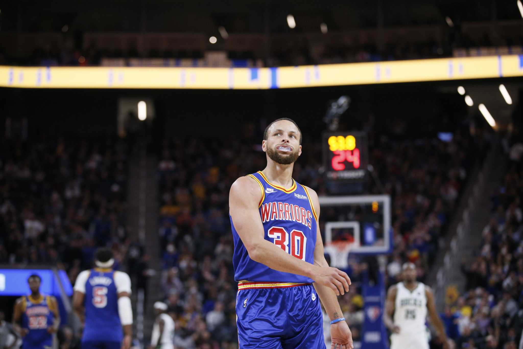 Steph Curry donned a Raiders jersey after losing bet