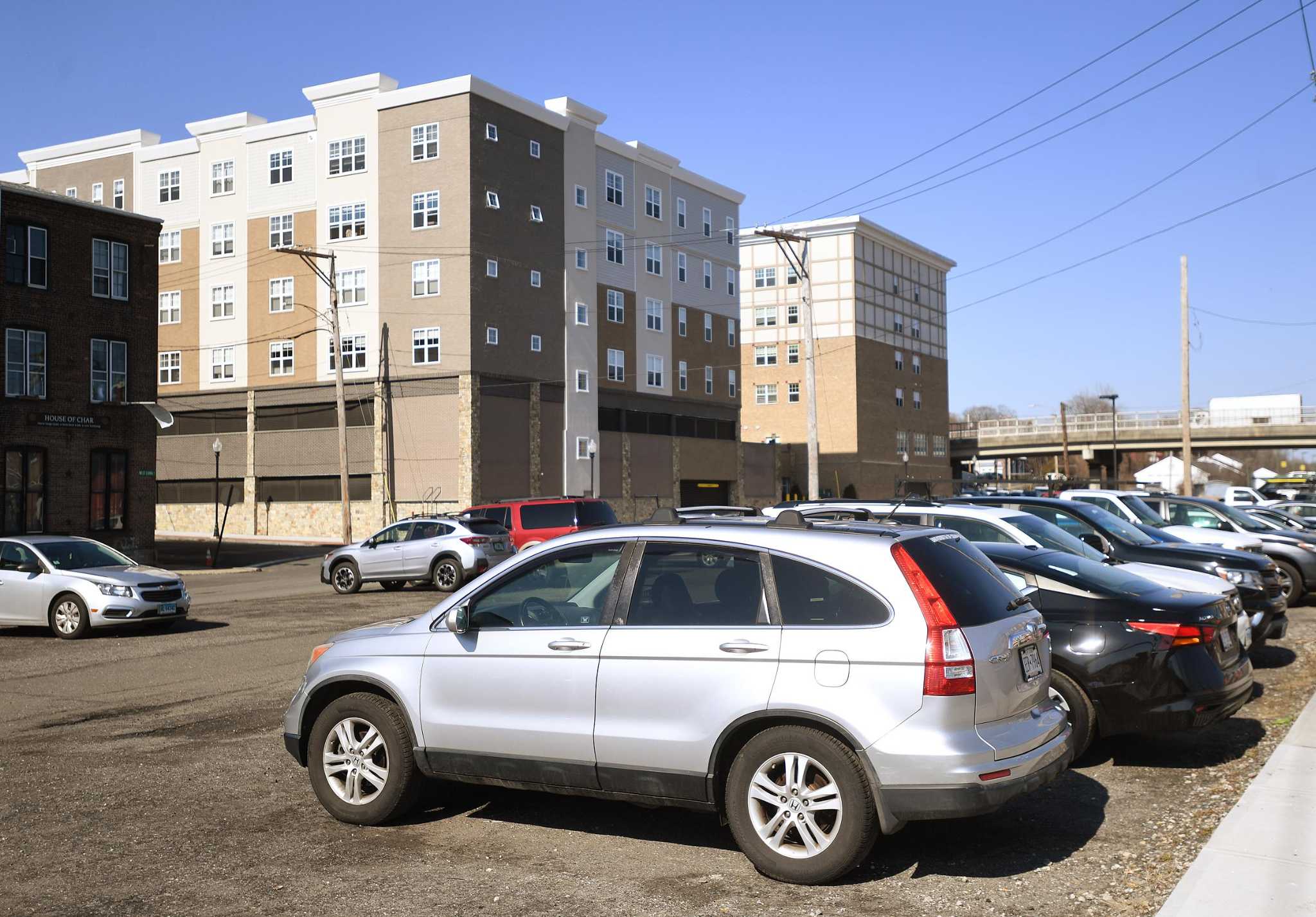 Shelton developer defends downtown parking plan - Vimarsana News