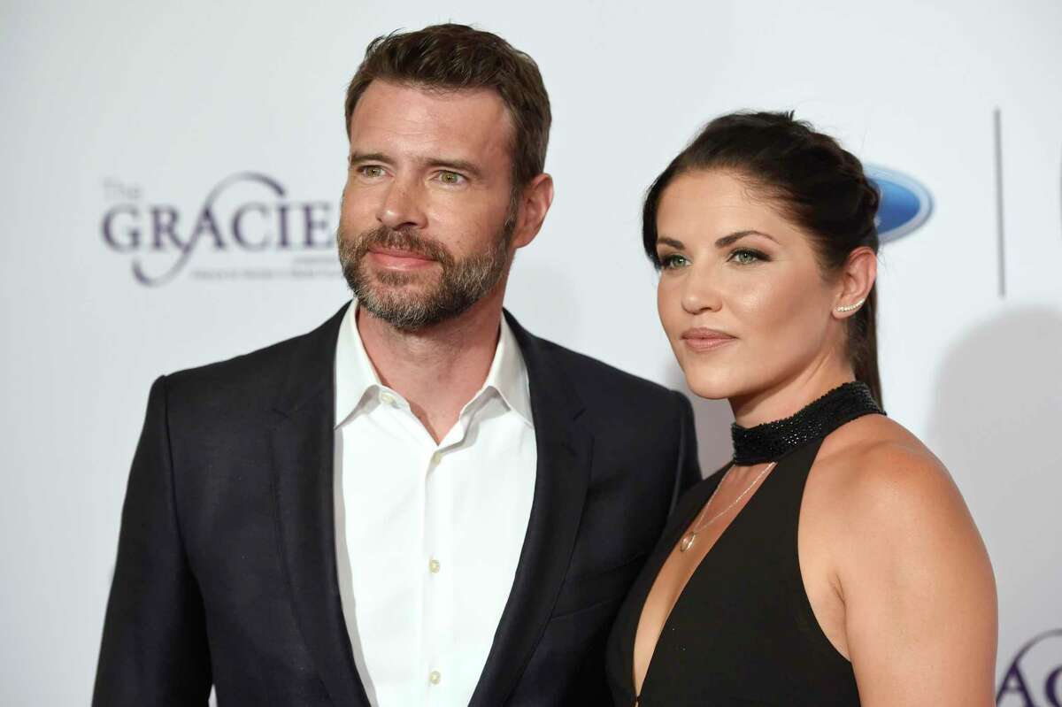 Scott Foley, left, and Marika Dominczyk, arrive at the 41st annual Gracie Awards Gala in 2016 in Beverly Hills, Calif. The actors, who are married, were recently seen dining at Gabriele’s of Westport