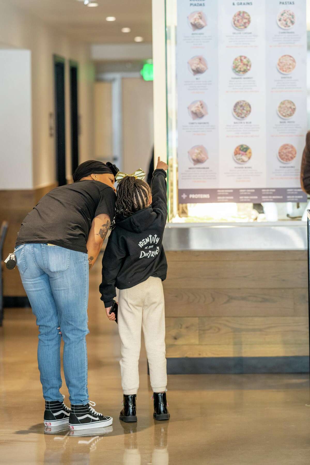 Piada opens up new location in Houston Medical Center