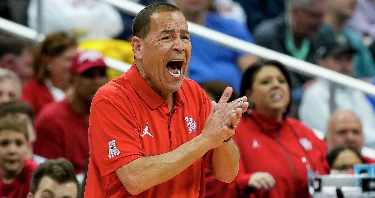 Houston head coach Kelvin Sampson yells from the sideline during the first half of a first-round game in the NCAA men's college basketball tournament Friday, March 18, 2022, in Pittsburgh.