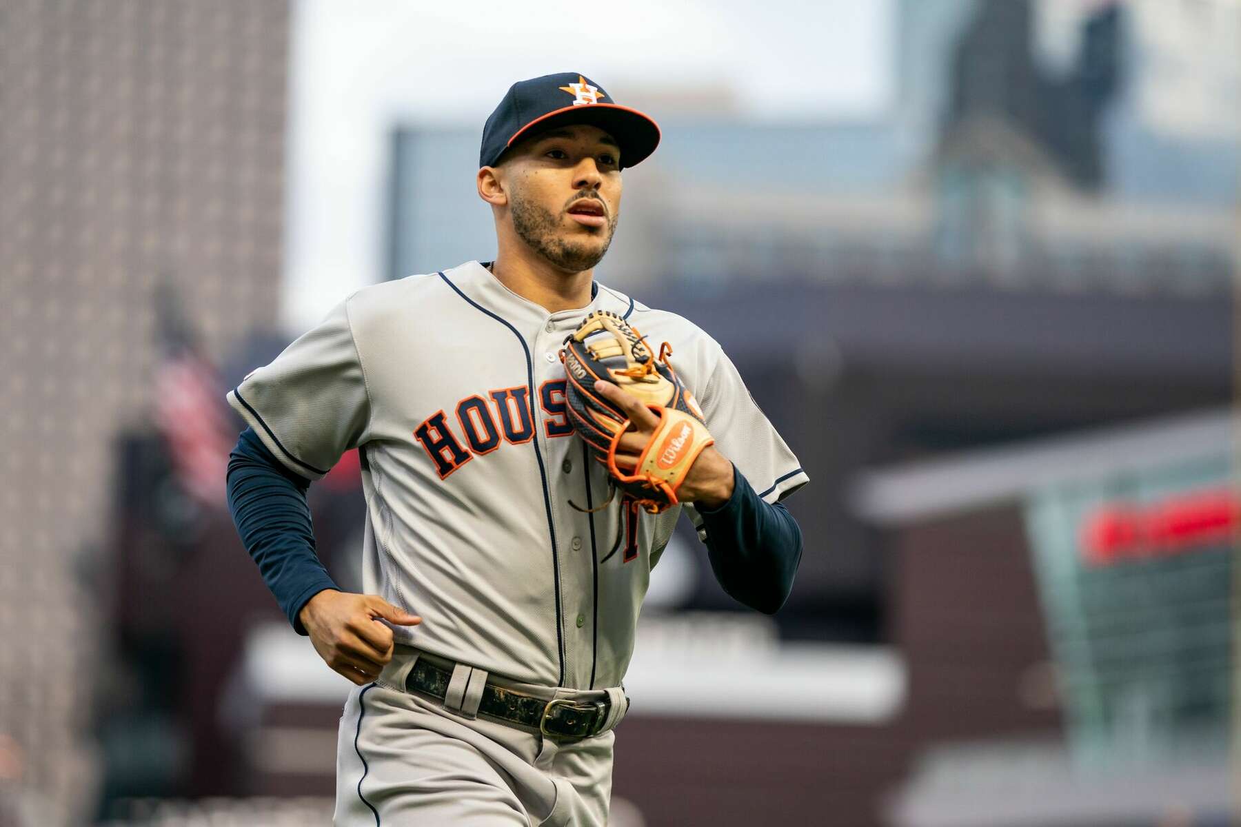 carlos-correa-salary-with-astros-sixfiveoneninefourseveneight