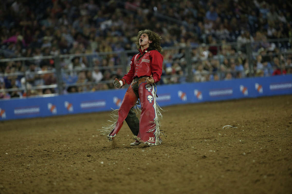 John Douch claims RodeoHouston tie-down roping championship