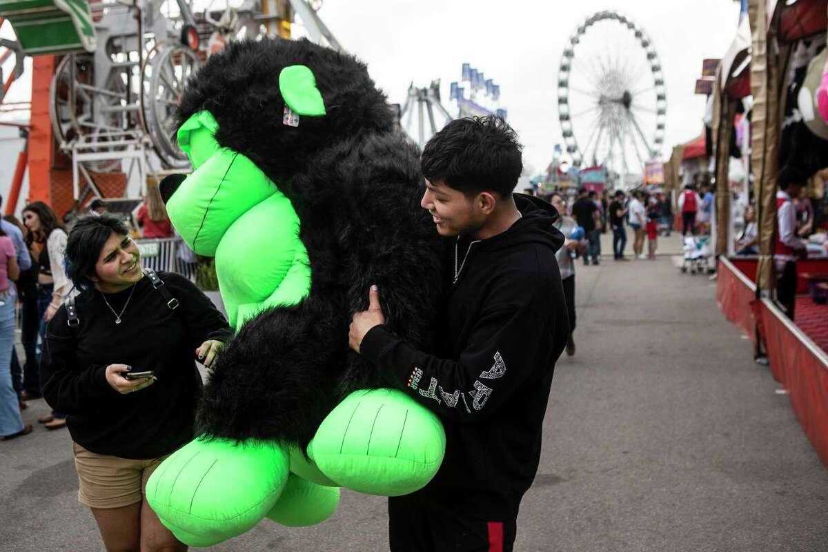 big fair stuffed animals