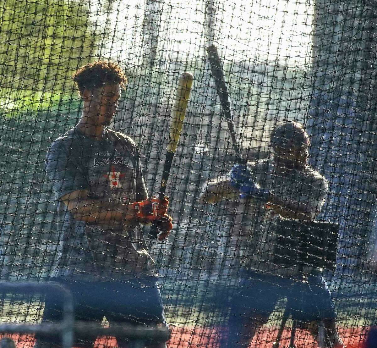Astros manager Dusty Baker shares special moment with son Darren at