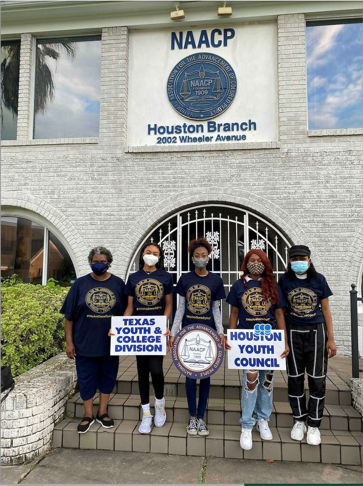 Pictured with the NAACP Houston, TX Youth Council Unit #6820, from left to right, is Avelina Holmes, Youth Council Advisor; Zoë McClendon, Juvenile Justice Committee Chair; Jahya Lucas, Secretary; Heaven Thomas, Assistant Secretary; Summer Thompson, Member.