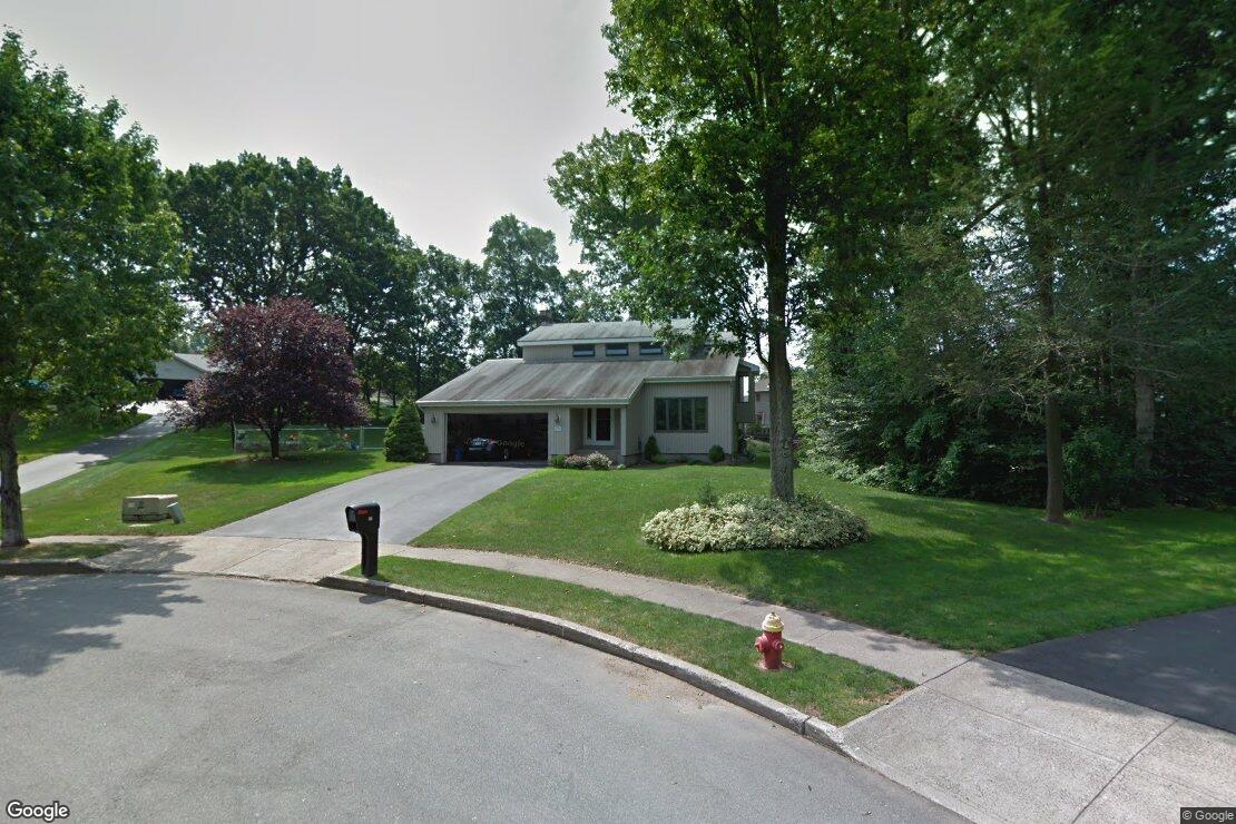 Singlefamily house sells for 420,000 in Meriden