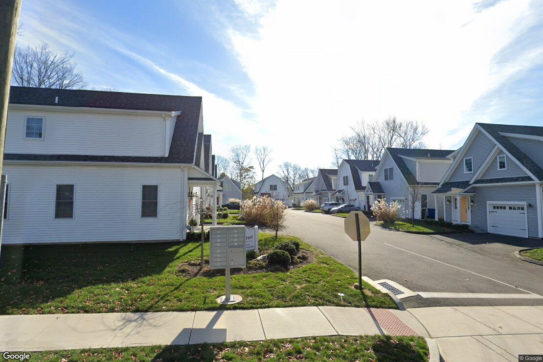 Condominium in Milford sells for 500,000