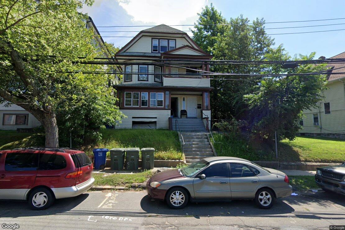 Triplex Sells For $2,000 In Bridgeport