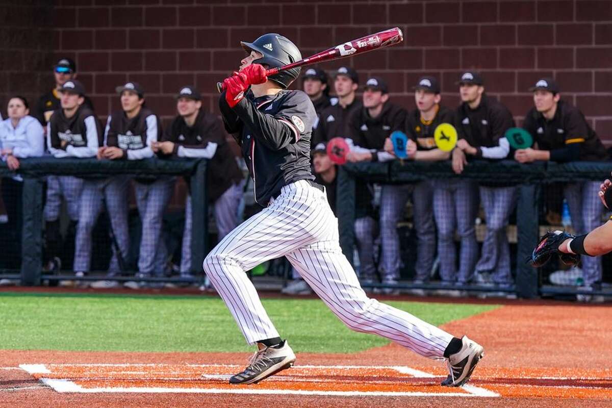 EHS grad Josh Ohl had two hits and scored a run in SIUE's loss to Memphis on Sunday.