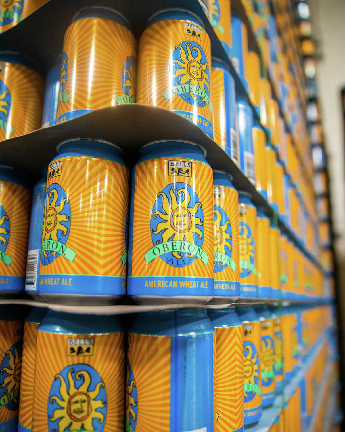 Whitmer declares Monday 'Oberon Day' in Michigan