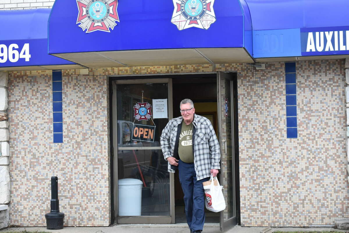 The Reed City VFW Hall Post 2964 hosted their fundraiser for barbecued food lovers in the form of selling chicken barbecue dinners, a tradition that began for the organization back in 1967.