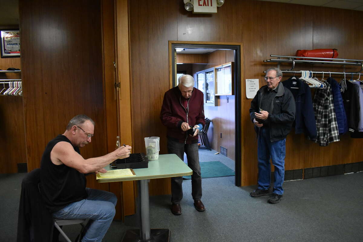 The Reed City VFW Hall Post 2964 hosted their fundraiser for barbecued food lovers in the form of selling chicken barbecue dinners, a tradition that began for the organization back in 1967.