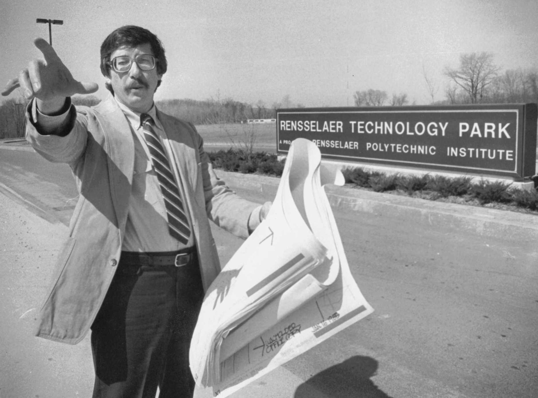 Michael Wacholder, visionary behind RPI tech park and incubator, dies - Vimarsana News