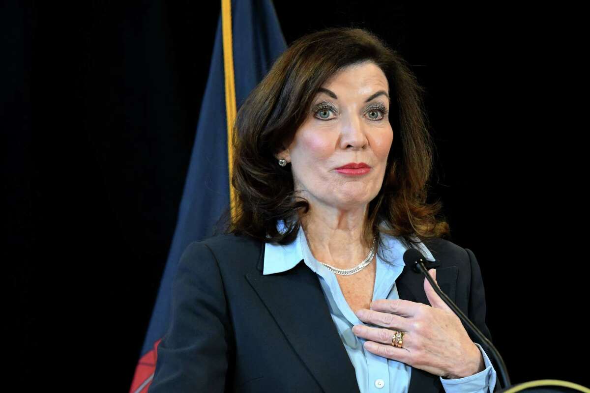 Churchill: With Bills giveaway, Hochul (and taxpayers) got fleeced