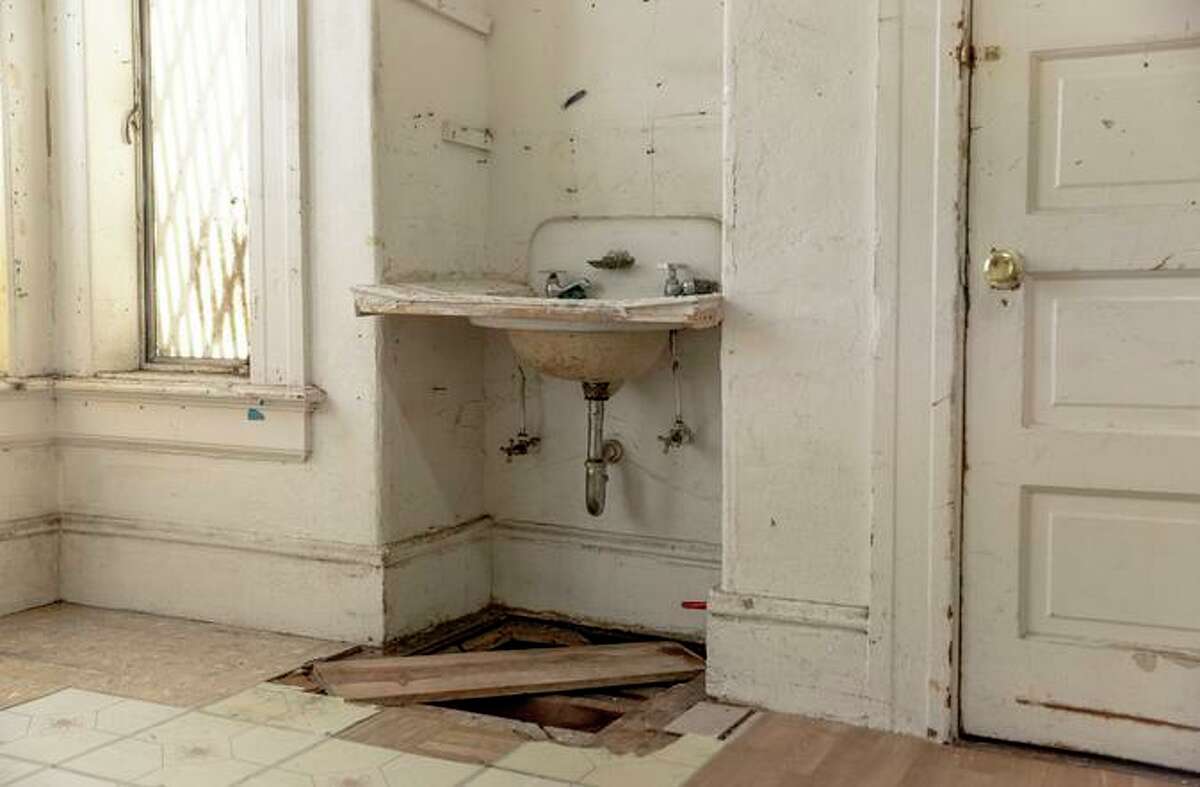 A sink in a single room occupant unit at 1005 Powell St. before the building is renovated. Many units don’t have sinks as residents share bathrooms and kitchens.