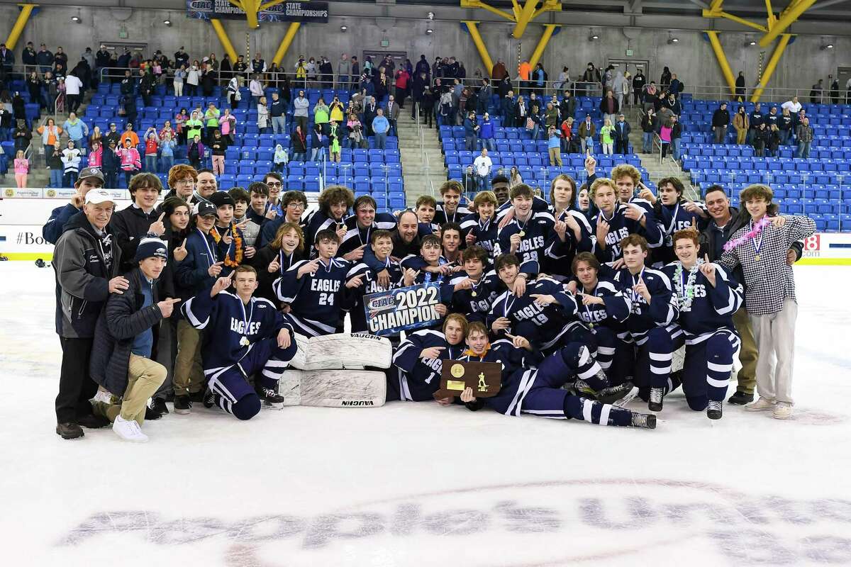 The 2022 CIAC Hockey Division II Champion Wethersfield Eagles.