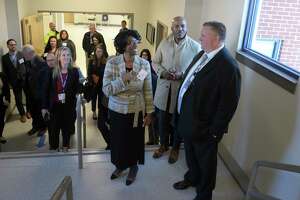 CT education commissioner sees crowded halls at Danbury High...