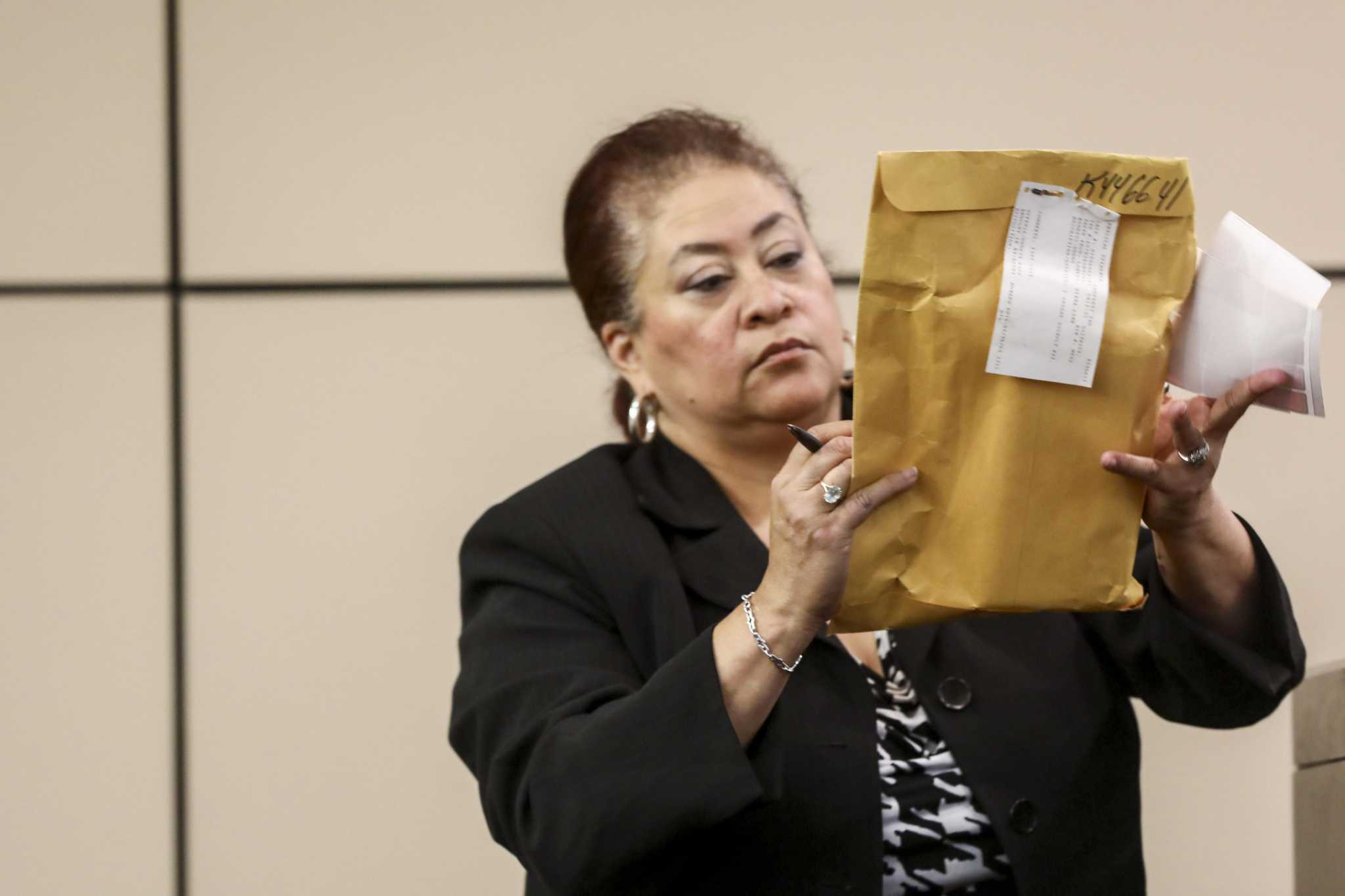 ‘Smelled like death:’ Trial begins for Arizona man accused of killing ...