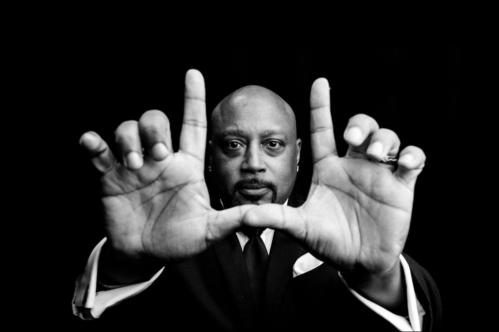 How Daymond John Went From Selling T-Shirts on the Street to Running a 0 Million Company